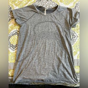 Swiftly Tech Short-Sleeve Shirt 2.0